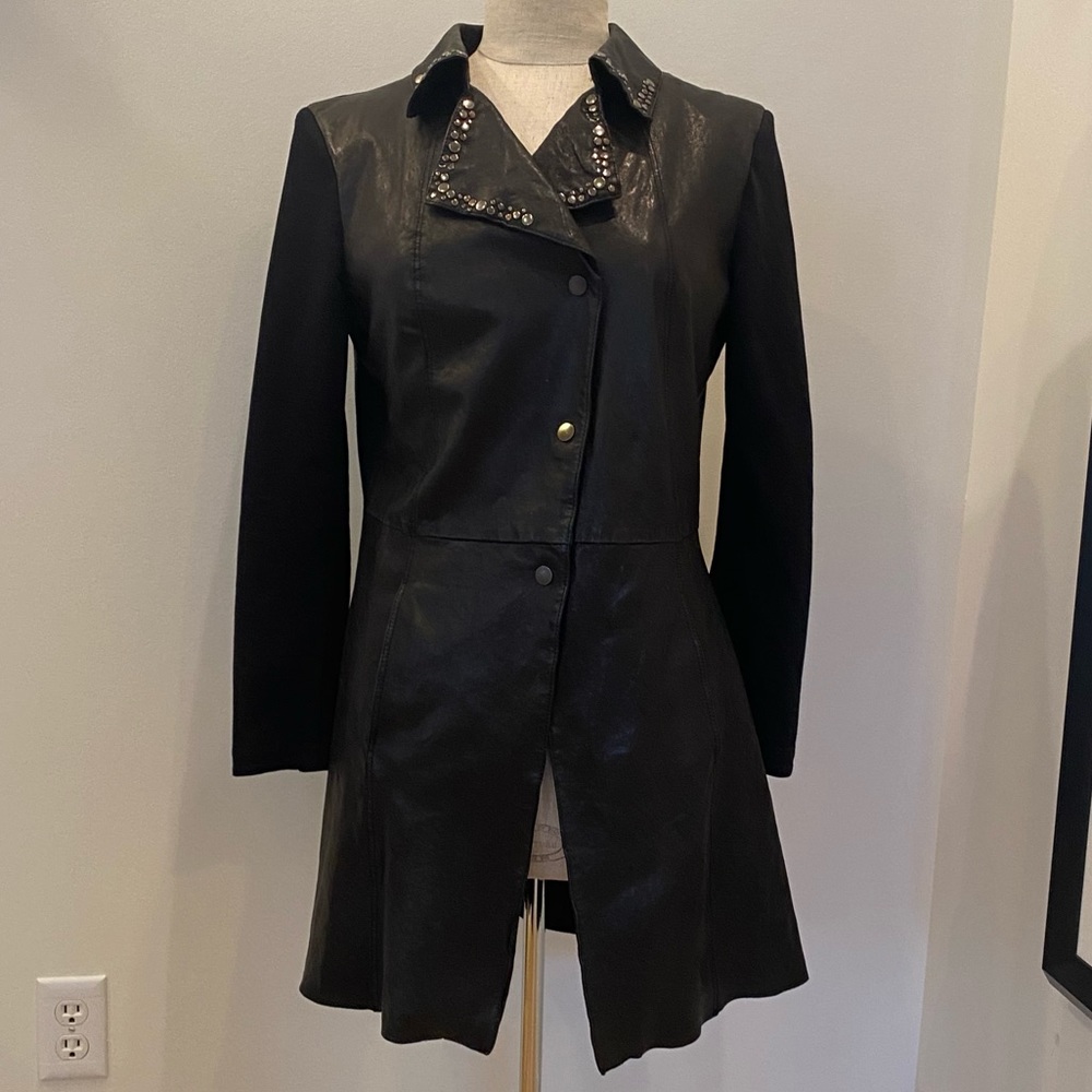 Violanti Black Leather Coat/Studs on Lapels/Pockets/Fabric Sleeves / Size 6 (42)